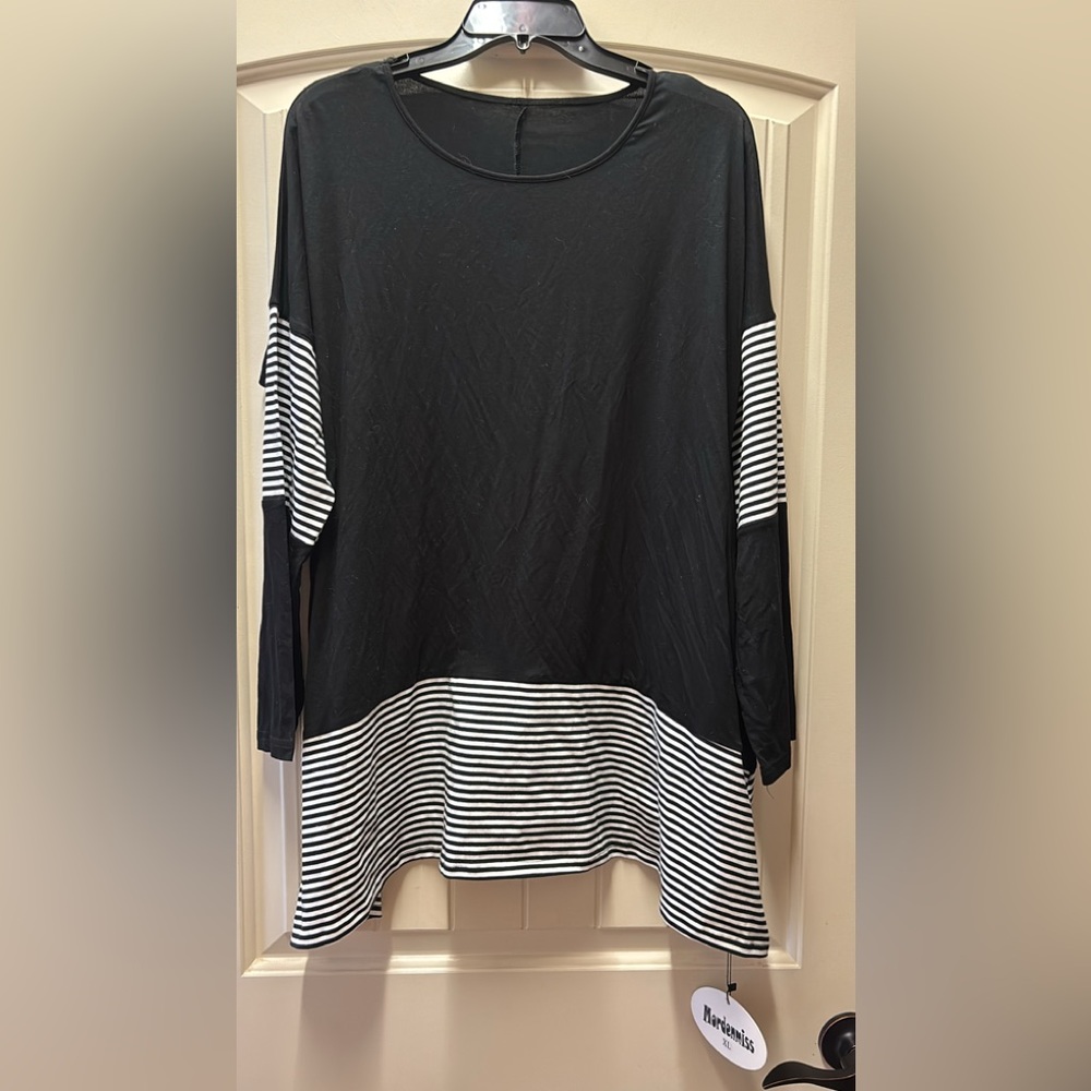 Black and White Striped Women's Top